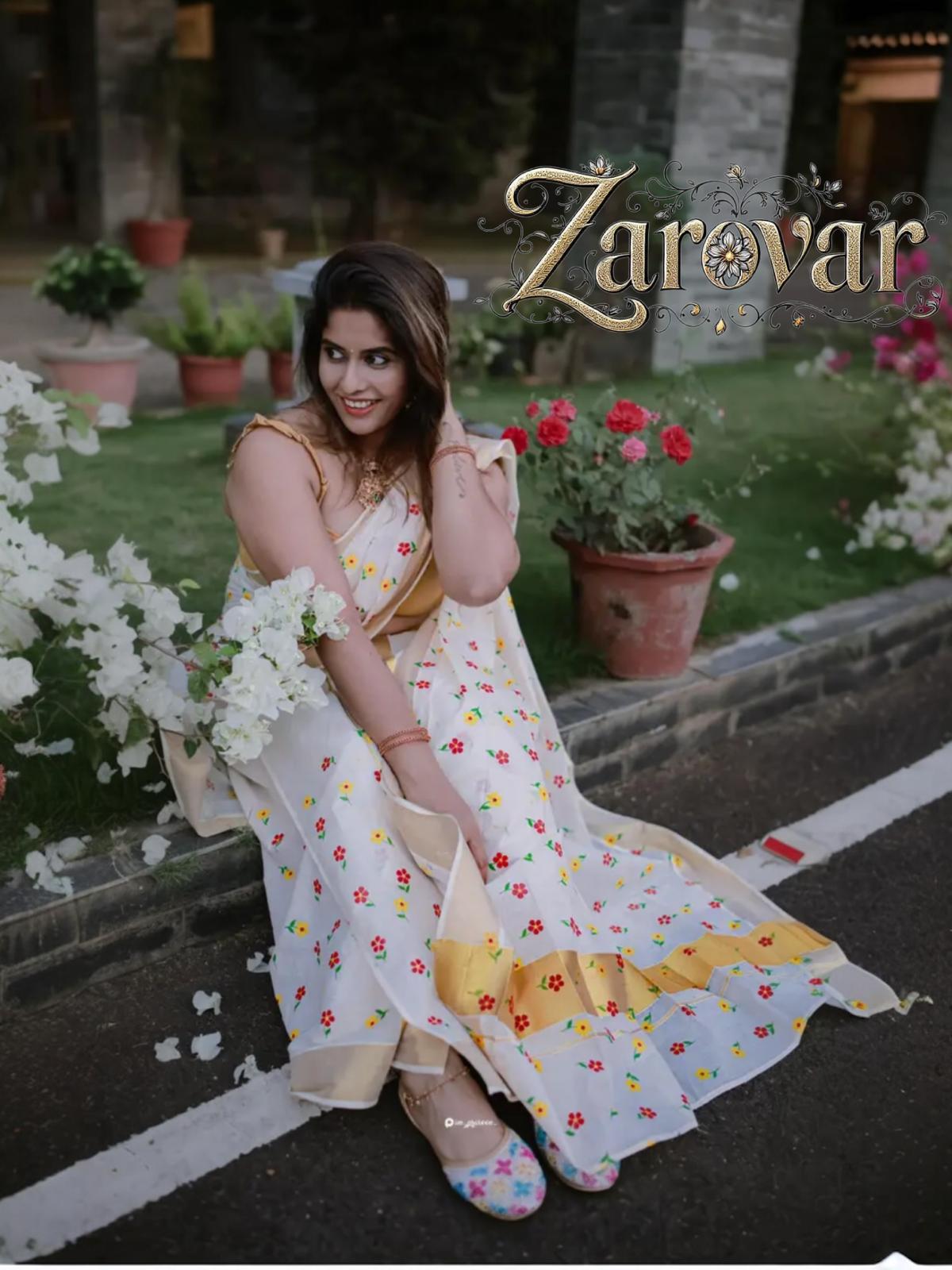 Micro Flower Golden Kasavu Cotton Set Mundu