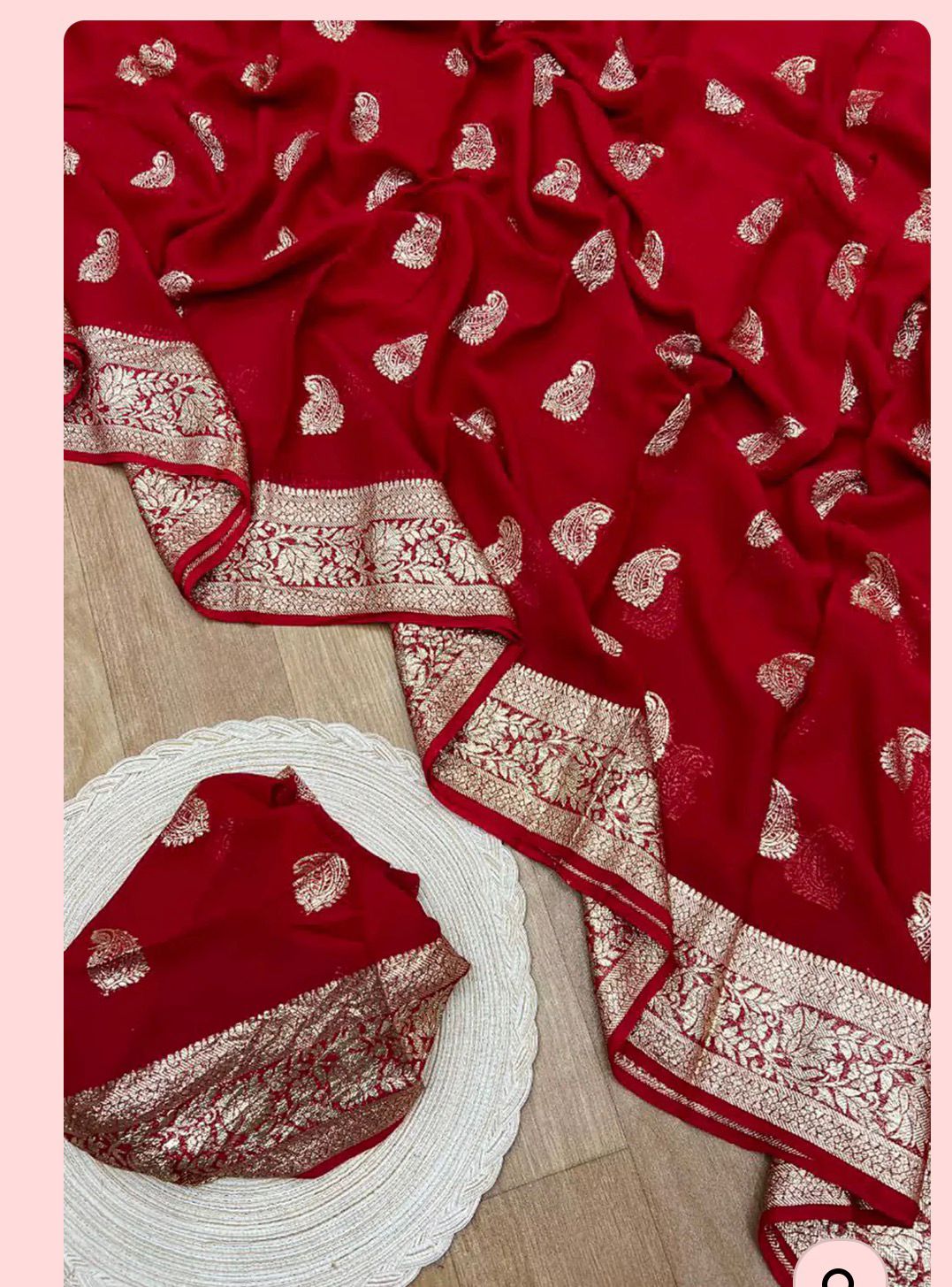 Premium Viscose Georgette Saree with Woven Jacquard Border & Blouse Piece