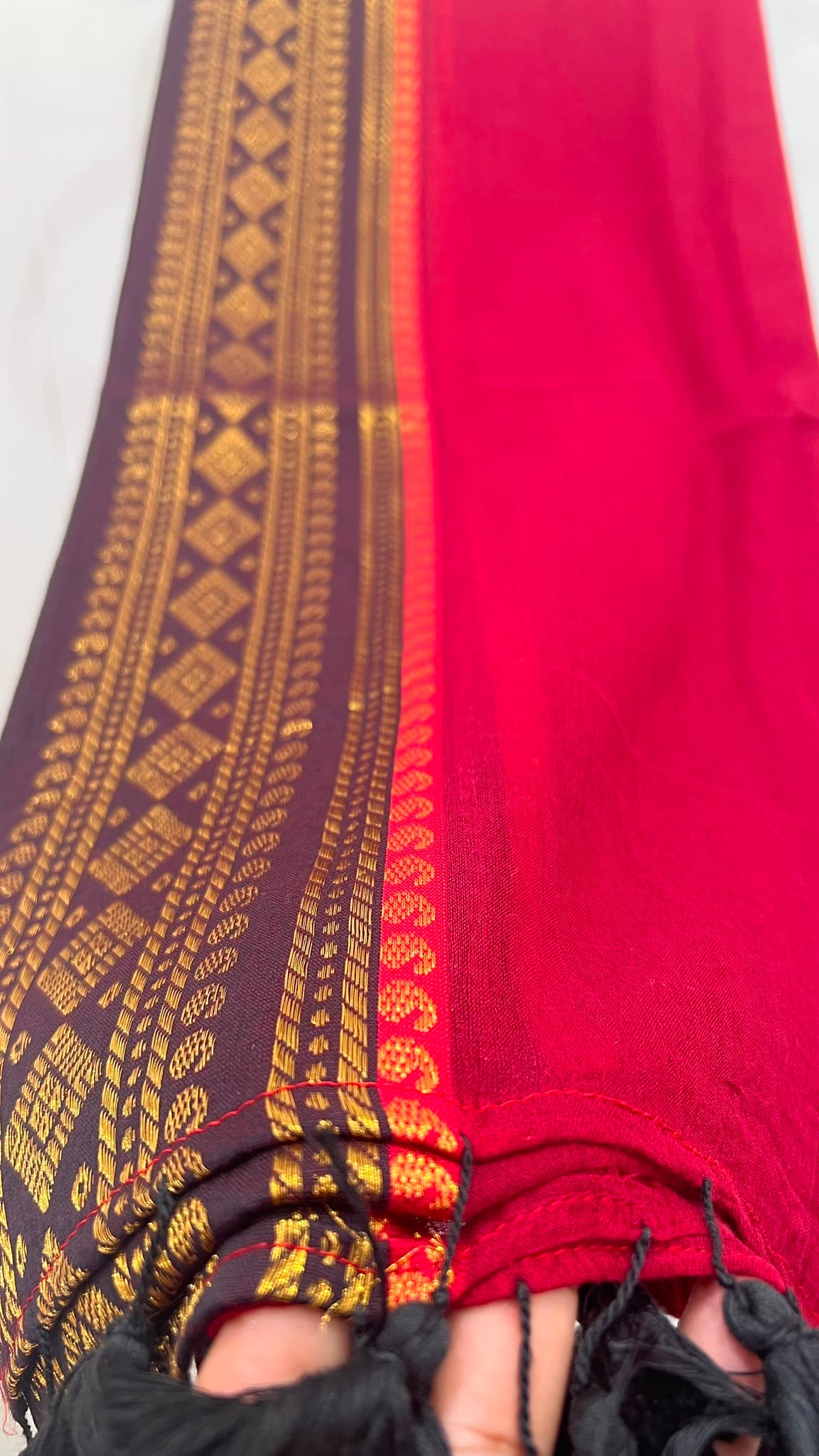 Crimson &amp; Earth Mul Cotton Saree with Festive Kanchi Zari Border