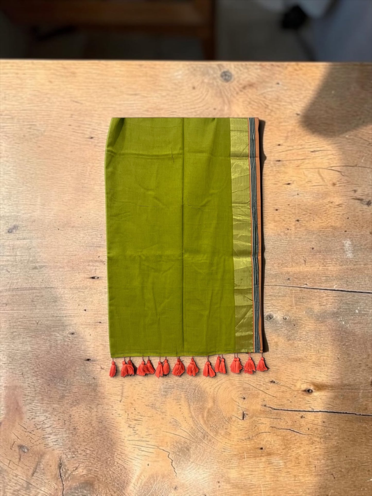 Zarovar Neel Tara 120 Count Mul Cotton Saree